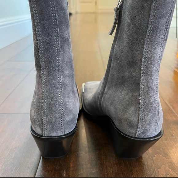 Acne Studios Braxton Boot. Like new, grey suede size 38 with bag and box. - Picture 3 of 5